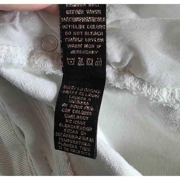 Dollhouse Plus 18W White Distressed Denim Shorts - Picture 10 of 11